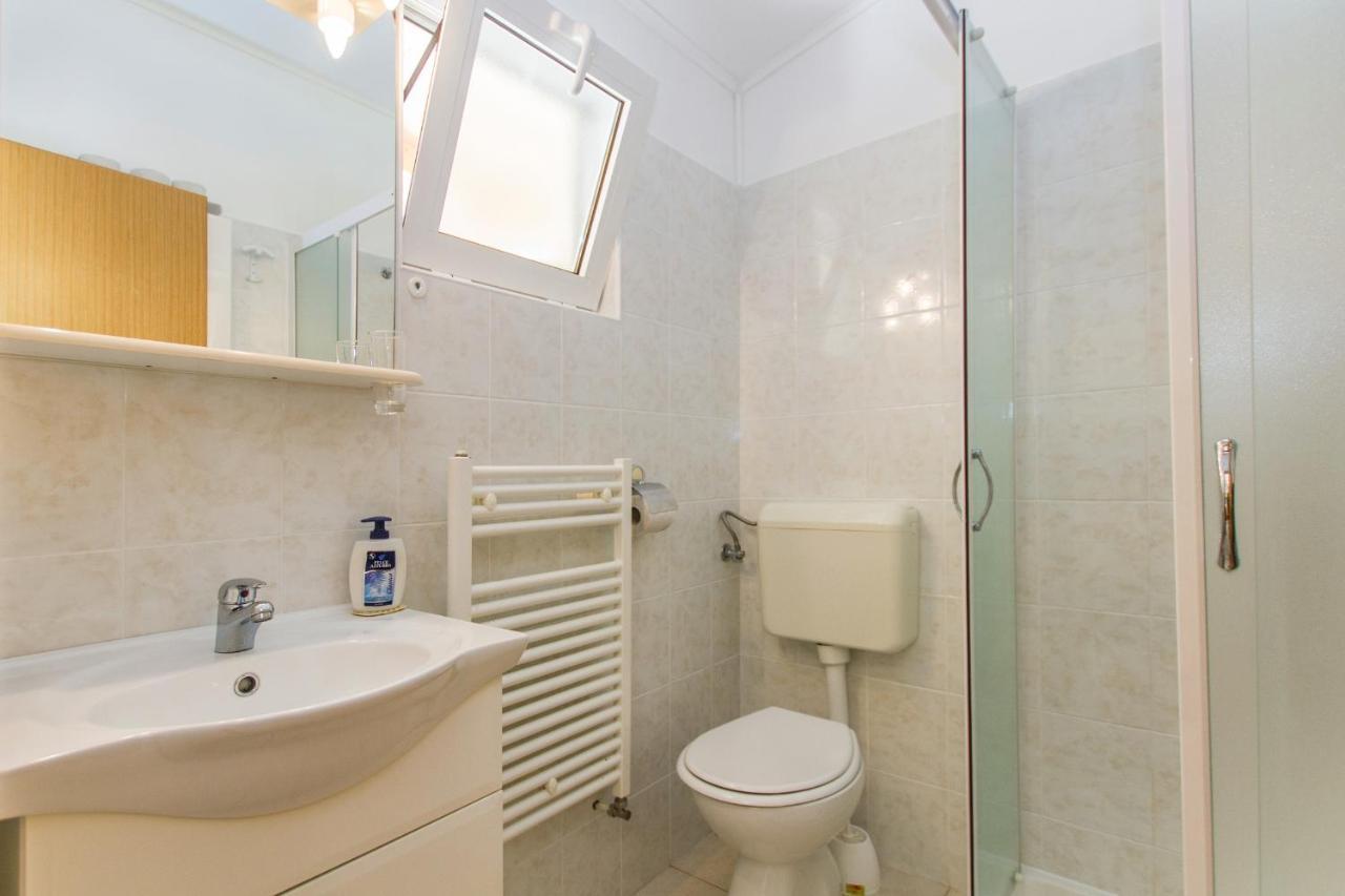 Apartments With A Parking Space Vinez, Labin - 11851 Ngoại thất bức ảnh